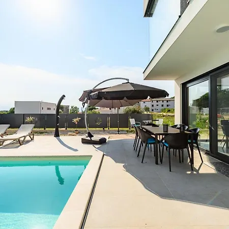 Villa Thalay