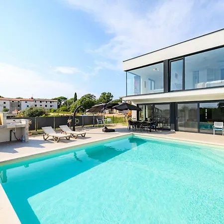 Villa Thalay *